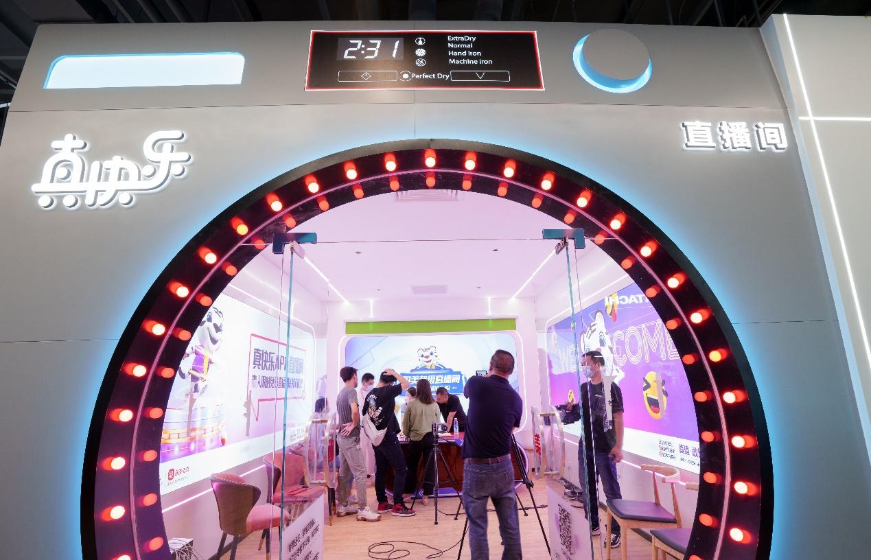 黄光裕再出手1.5亿，董事长将现身直播间，国美零售转型成绩显现