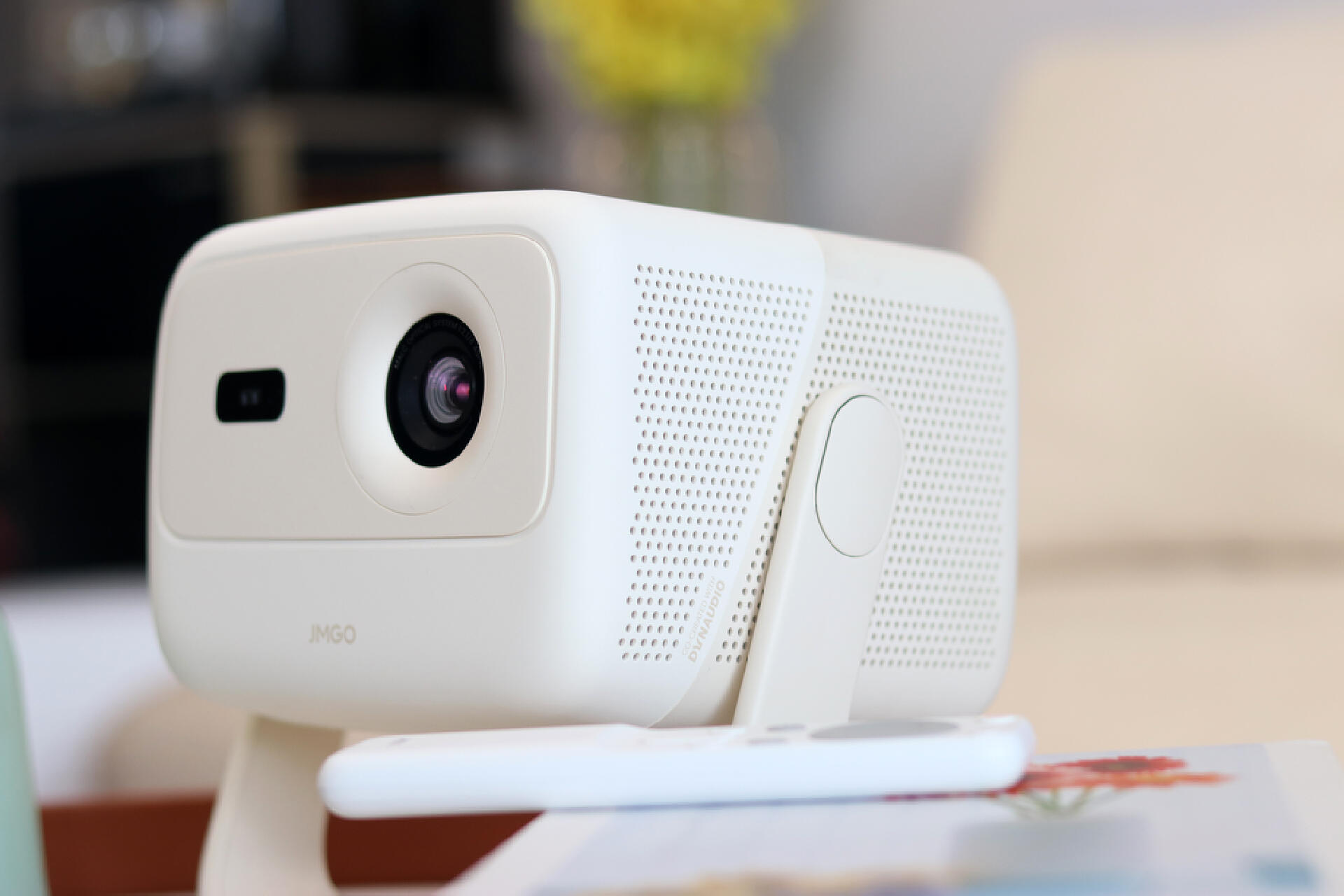 三色激光光源坚果n1,坚果三色激光投影仪o2ultra评测