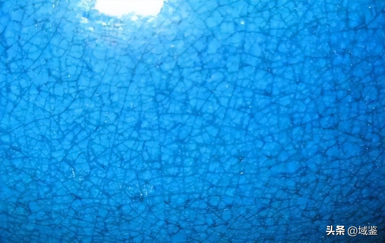 清官窑孔雀蓝釉,明清孔雀蓝釉瓷器图