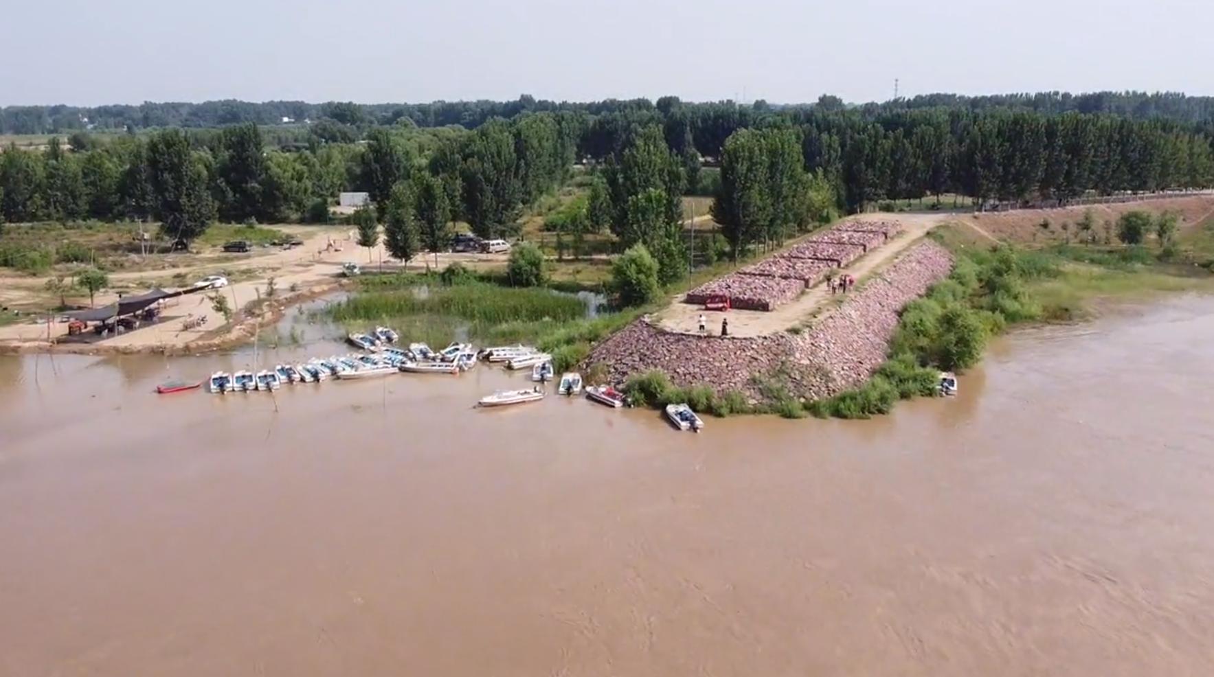 航拍开封：黄河水比市区高7米，地上悬河危险！为何不排沙两岸？