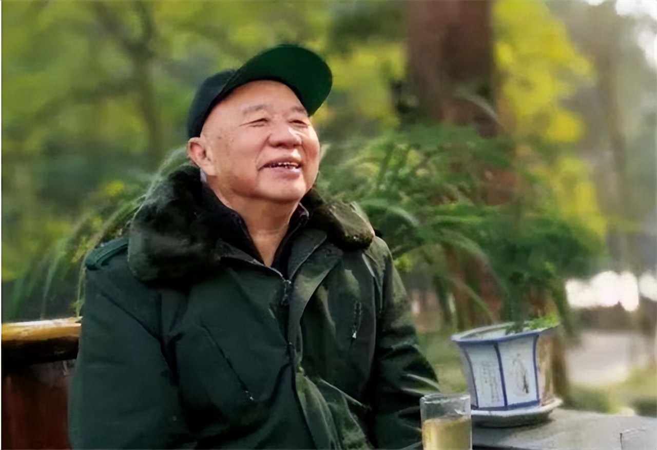 南德集团牟其中和小姨子不离不弃,南德集团牟其中小姨子