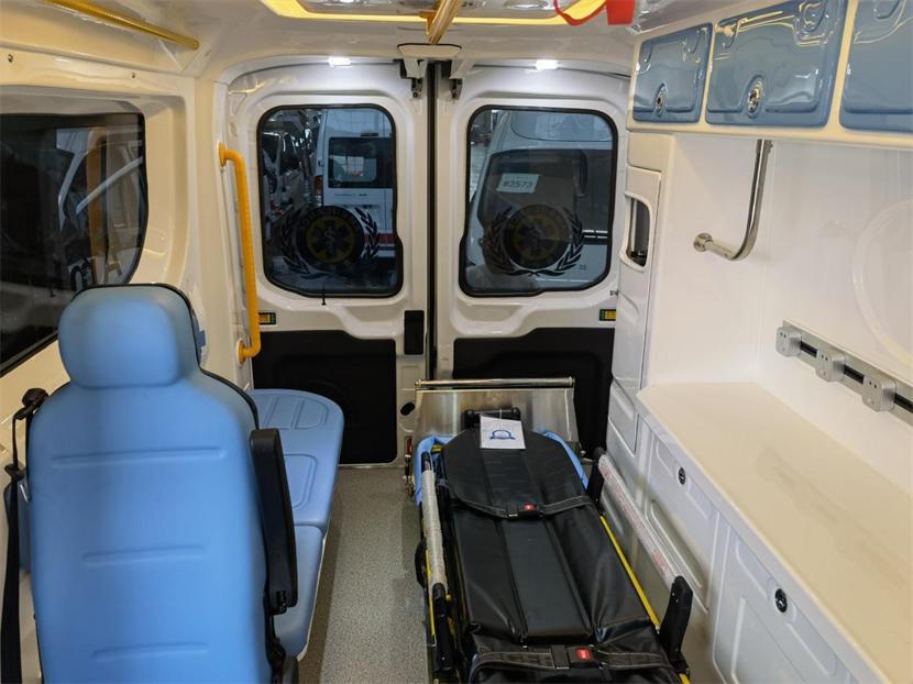 进口四驱抢救车厂家直销|紧急急救车哪家好