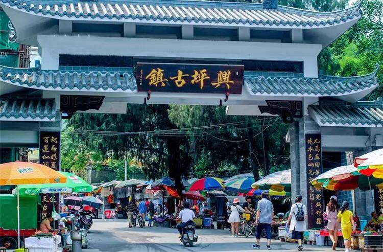 阳朔相公山玩完再去遇龙河一日游,相公山到遇龙河景区坐船怎么走的