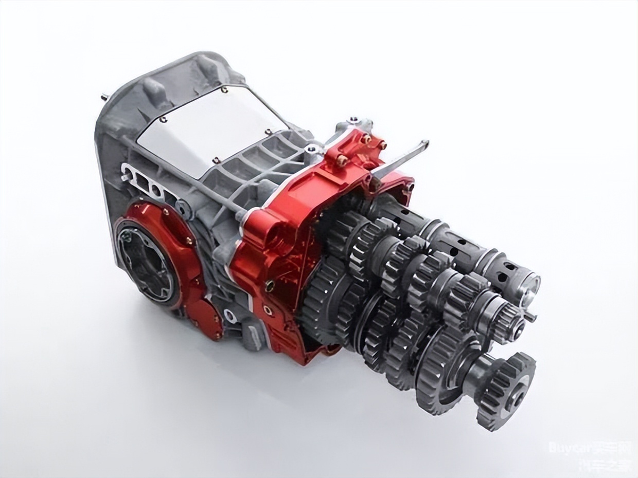 amt变速箱和双离合变速箱哪个好,宝骏730变速箱amt和双离合区别