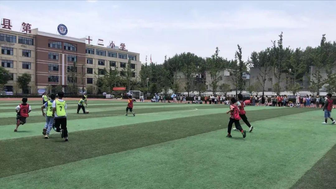 争当阳光好少年主题活动教案,争做阳光少年彰显足球精神