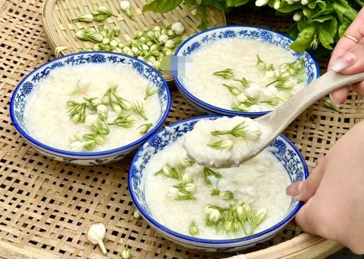 摆摊卖小吃年入百万,摆摊卖奶茶简单容易上手的