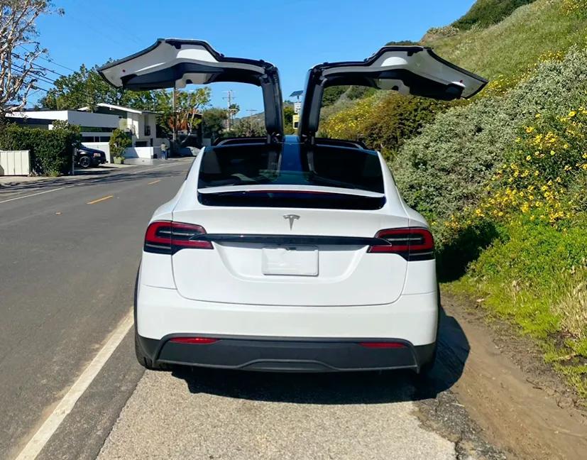 试驾特斯拉新款modelx,试驾特斯拉modelx2020功能介绍