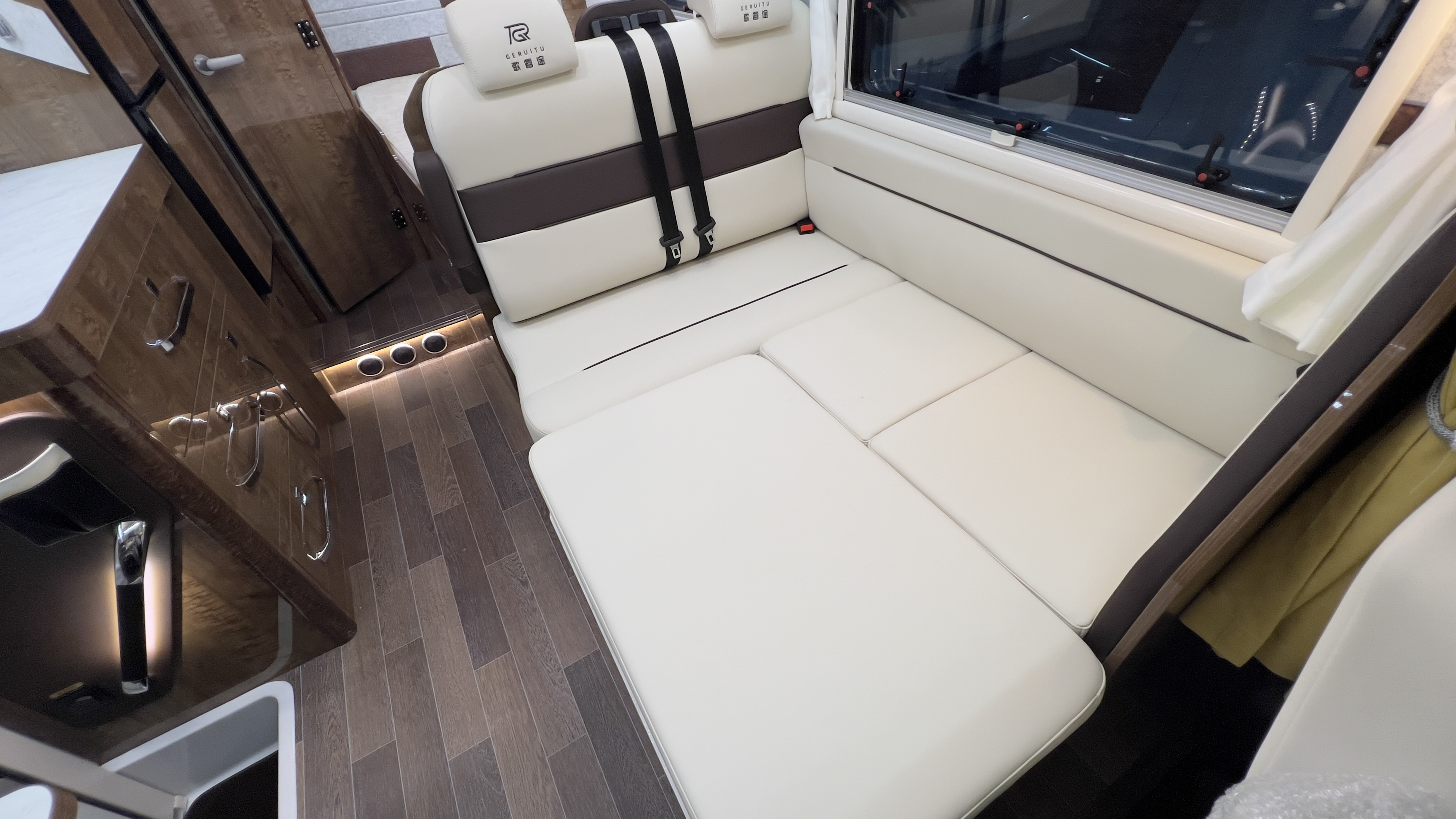 星辰歌睿途房车,歌睿途房车T型