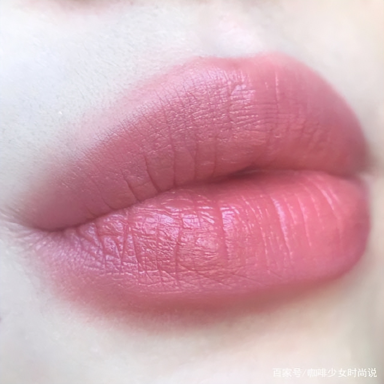 黄皮显白又不张扬的口红颜色,哪个口红颜色显温柔又持久