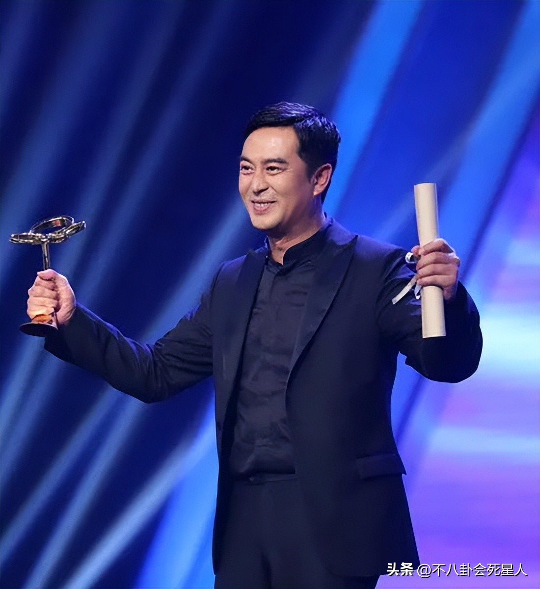 柳云龙张译孙红雷最新谍战剧,前夜柳云龙孙红雷谍战剧