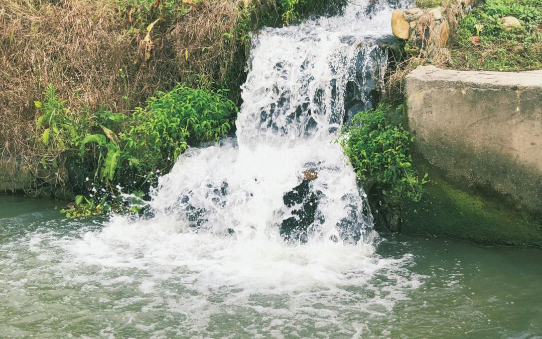 木兰风光好去处•达人带你去旅游|山环水绕清流如带——张洋村，一个藏在新县里的小村庄