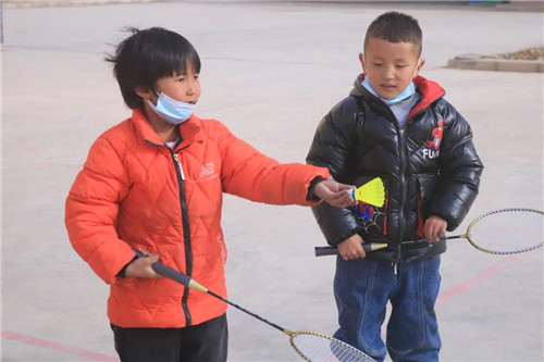 为中国足球梦想助力,为农村孩子筑梦爱心公益活动