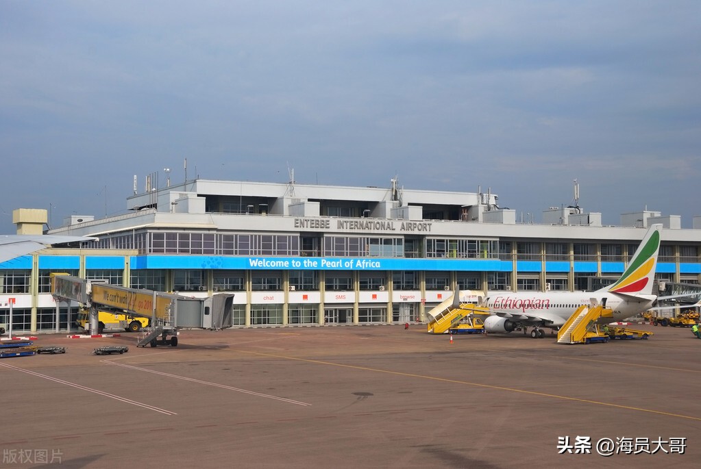 被迫去国外打工,去乌干达带保镖