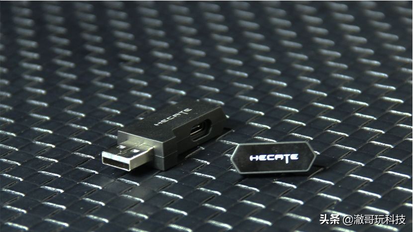 漫步者hecateg1s雷霆版,漫步者g4s雷霆版吃鸡测试