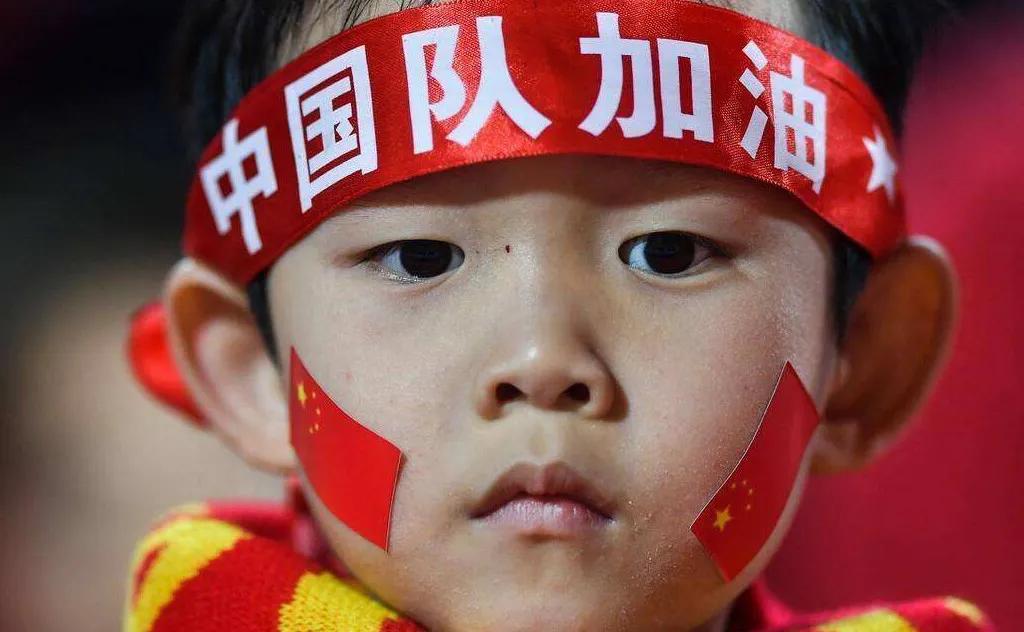 足球杂刊,足球杂耍视频