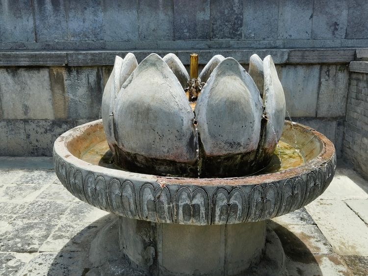 华清池温泉源头,天下第一泉华清池