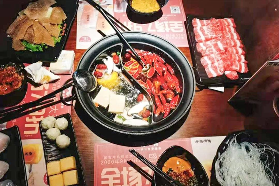 湖北大学有独立卫浴吗,公共淋浴间湖北大学