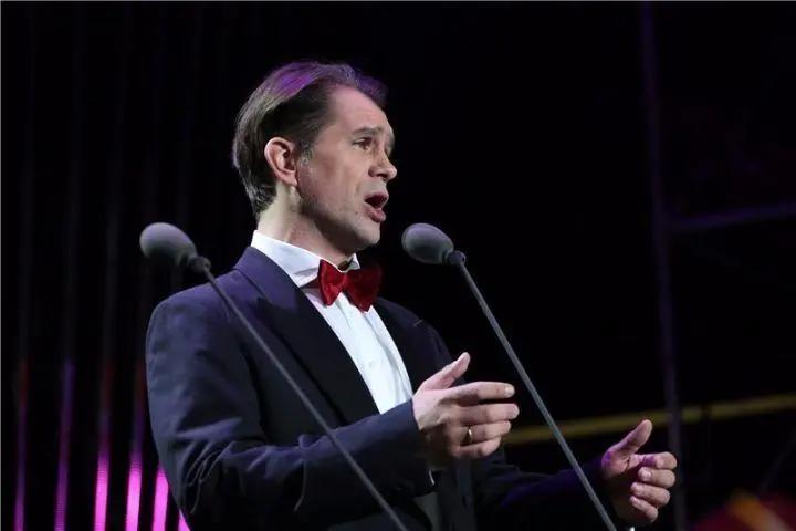 她心情平静钢琴伴奏音频,她心情平静咏叹调解析