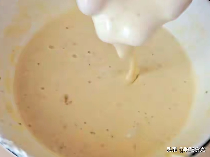 过年做炸货,教你“万用脆皮糊”的做法,炸啥都香,酥脆不回软