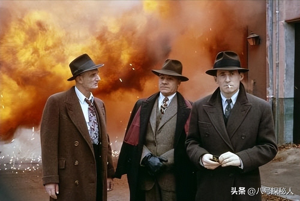 电影《铁面无私》中的犯罪与正义：一个30年代芝加哥的故事