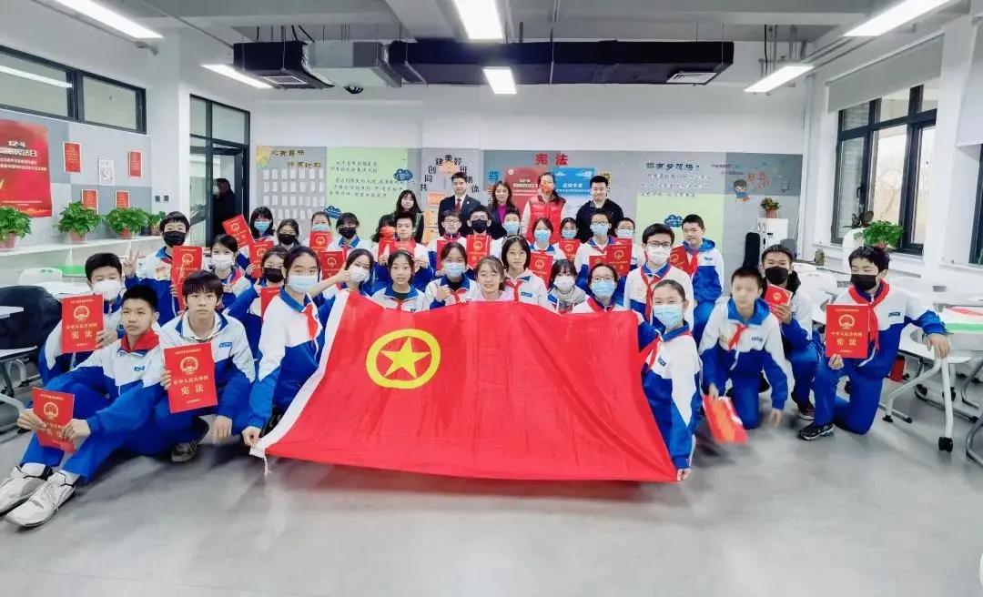 让宪法精神深入民心,宪法进社区主题讲座