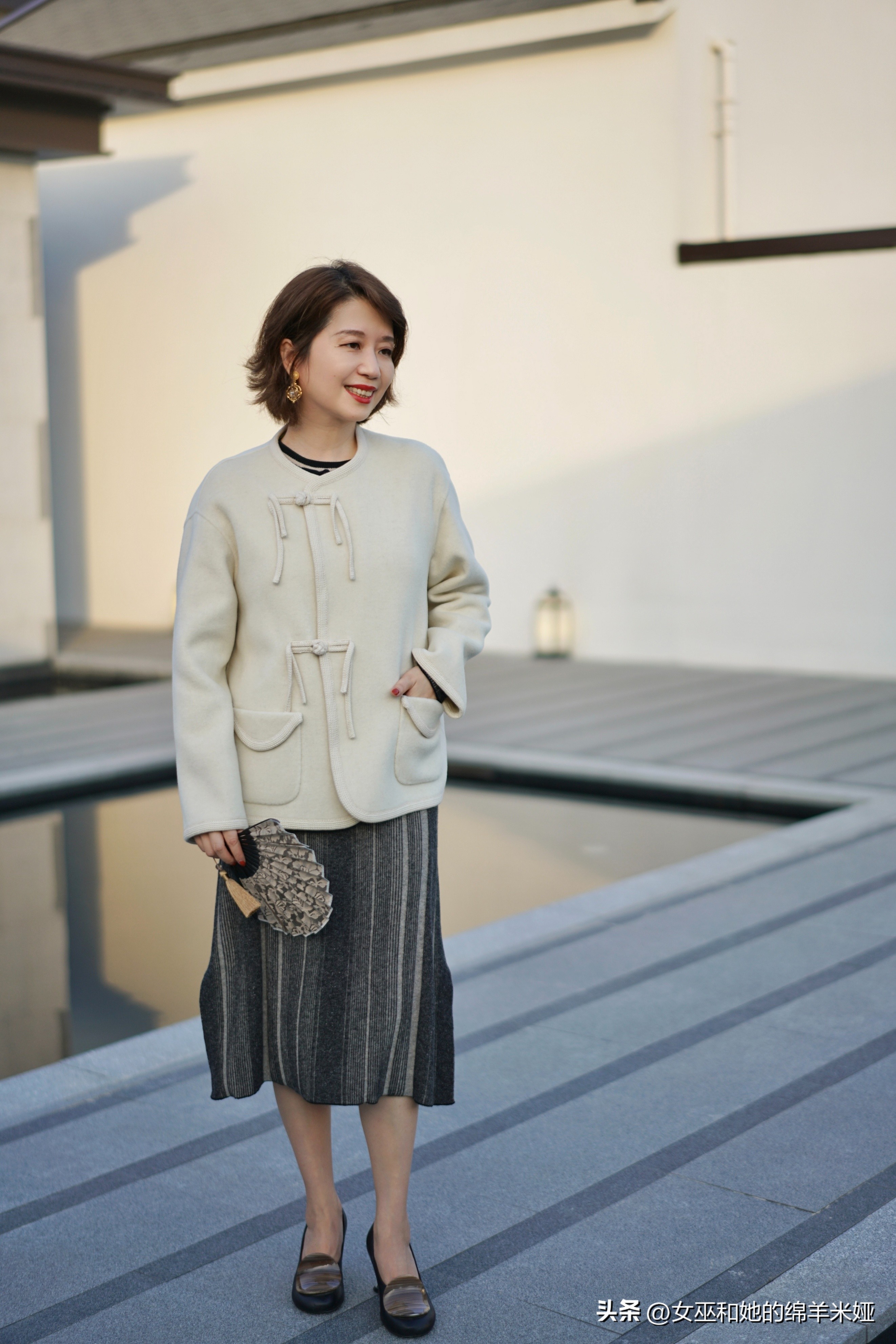 冬天怎么挑选衣服,冬天大衣什么颜色好看