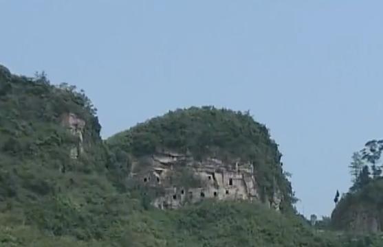 重庆山洞未解之谜,贵州某山村发现神秘山洞