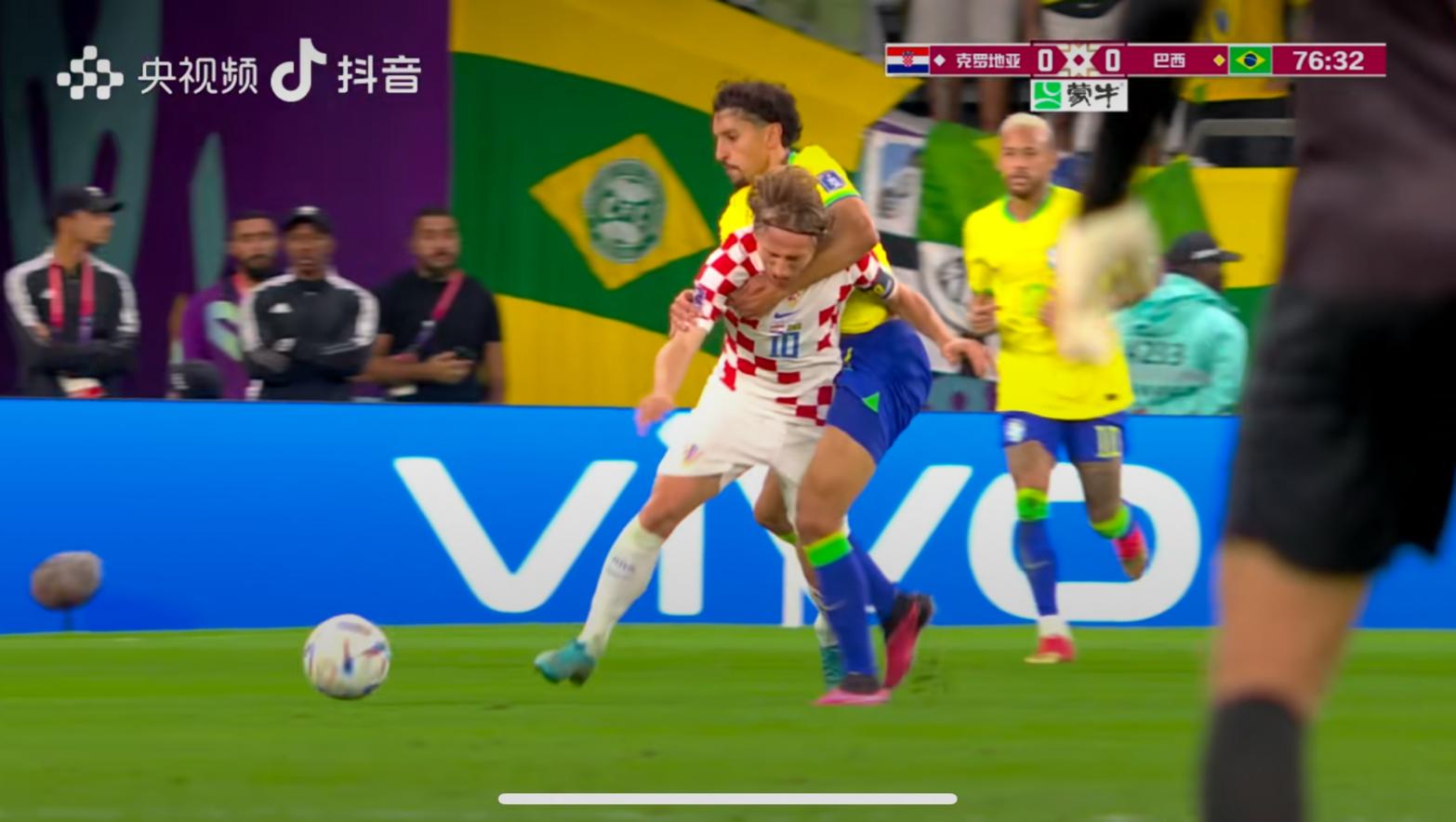 内马尔哭了是哪场比赛,内马尔输给克罗地亚哭成泪人