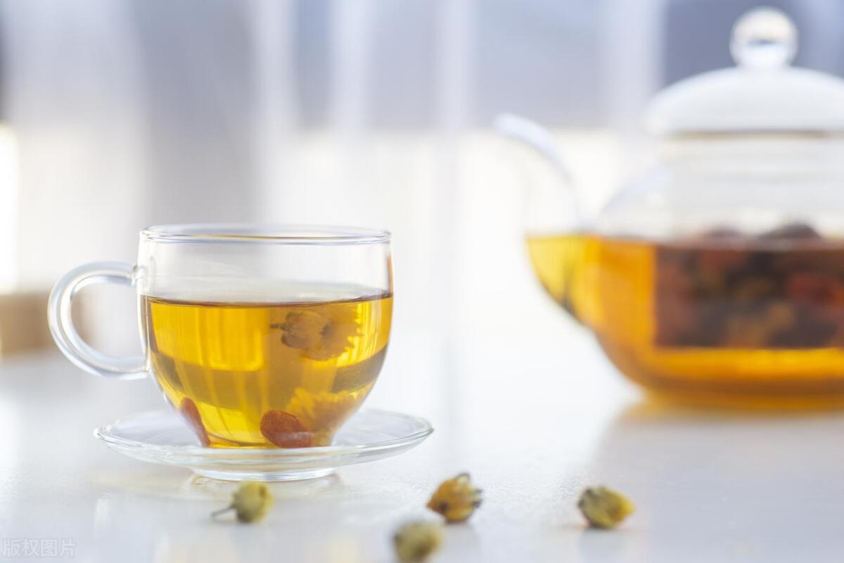 眼睛模糊看不清？老中医建议：做好这几点事，离开眼镜不是梦