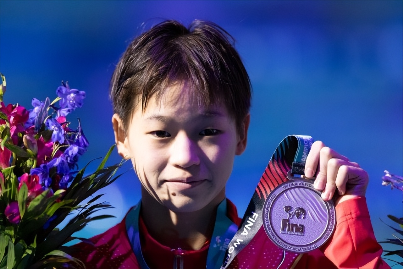 谷爱凌夺冠刷屏,谷爱凌回应力压梅西