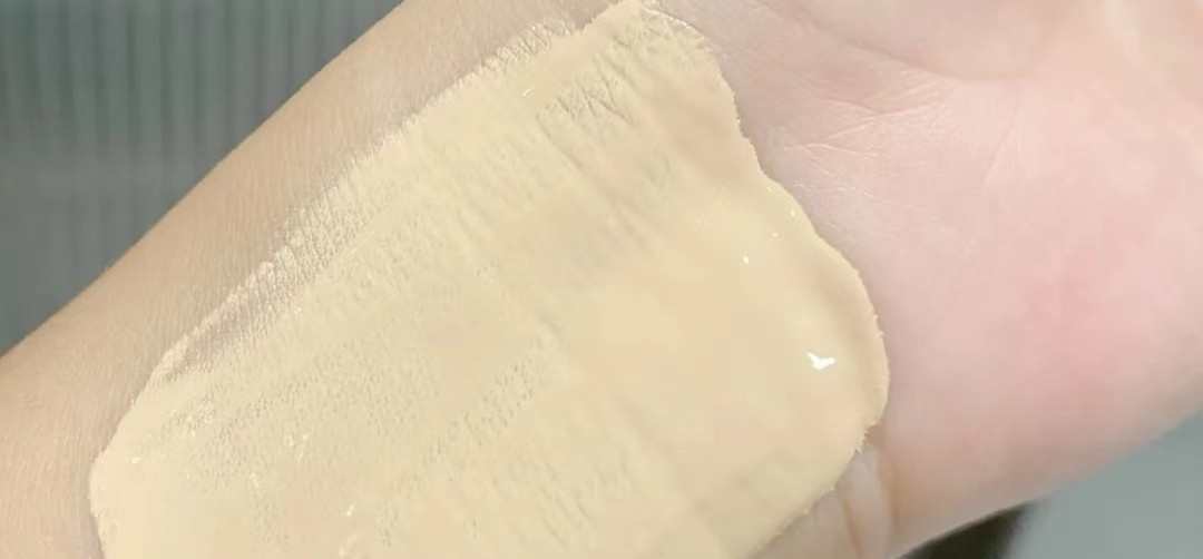 混油皮适合哪款大牌粉底液,油皮哪款粉底液持久不脱妆不卡粉