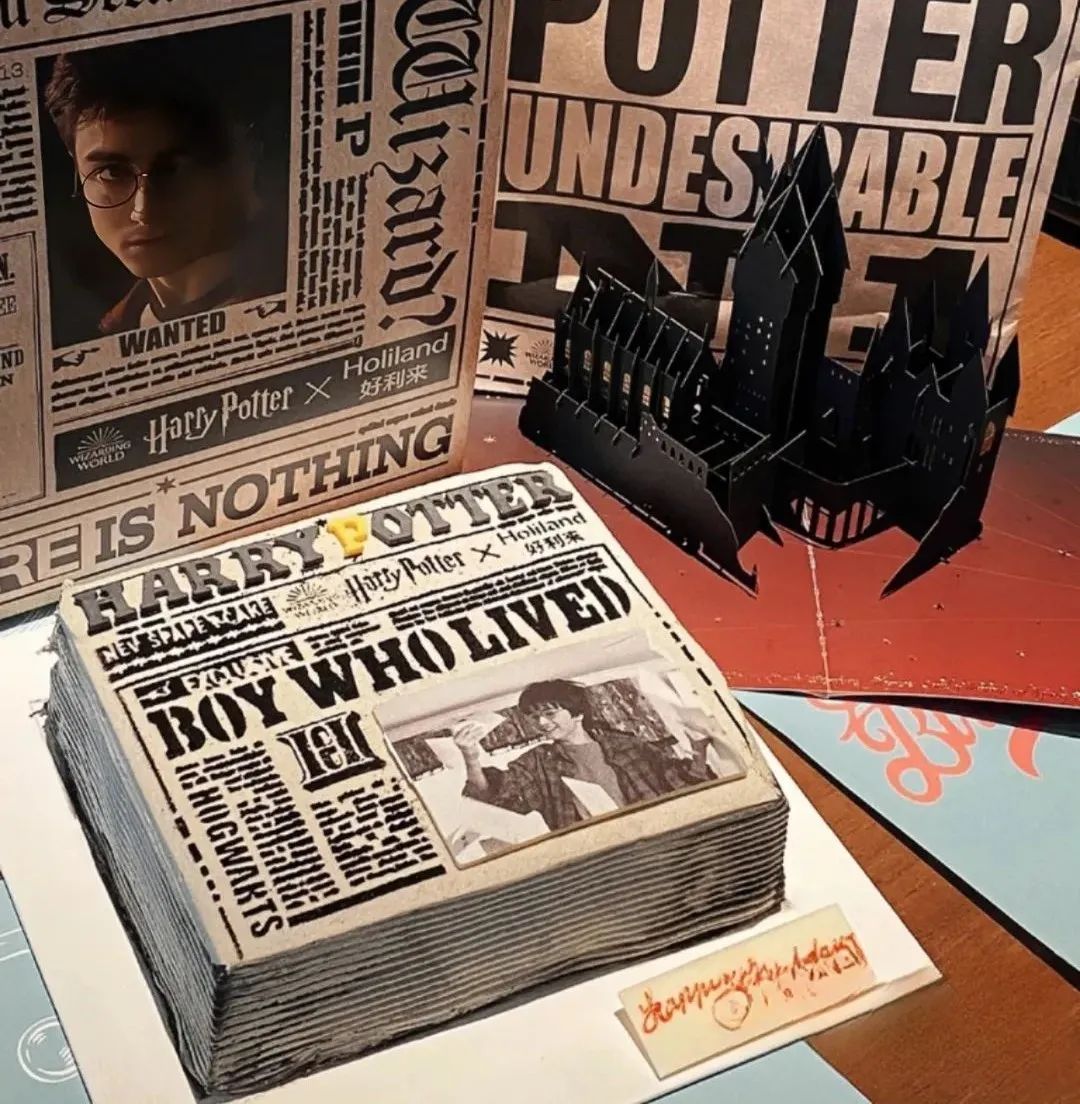 网红蛋糕疯狂联名赚快钱?烘焙品牌翻身大作战