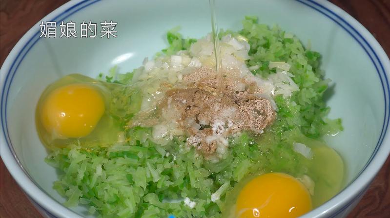 “阳了”反复咳嗽咋办，建议：多吃2菜2果，止咳效果快又好