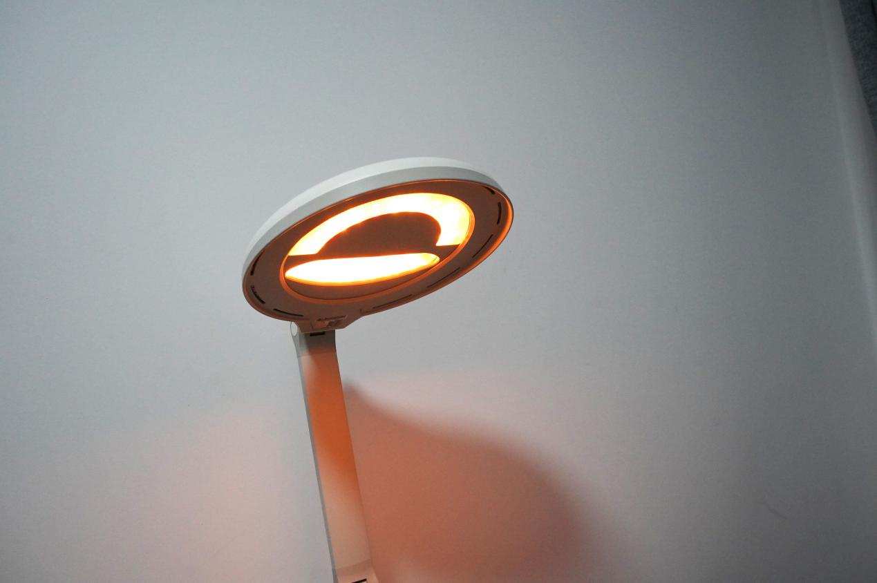 5000台灯,5000元以上的台灯