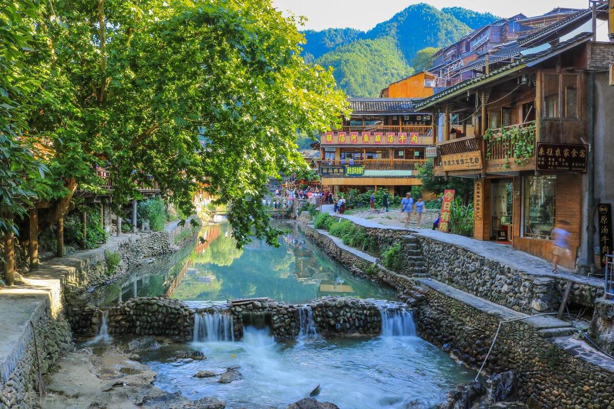 夏天最好的十大避暑城市,最适合夏天去的古镇