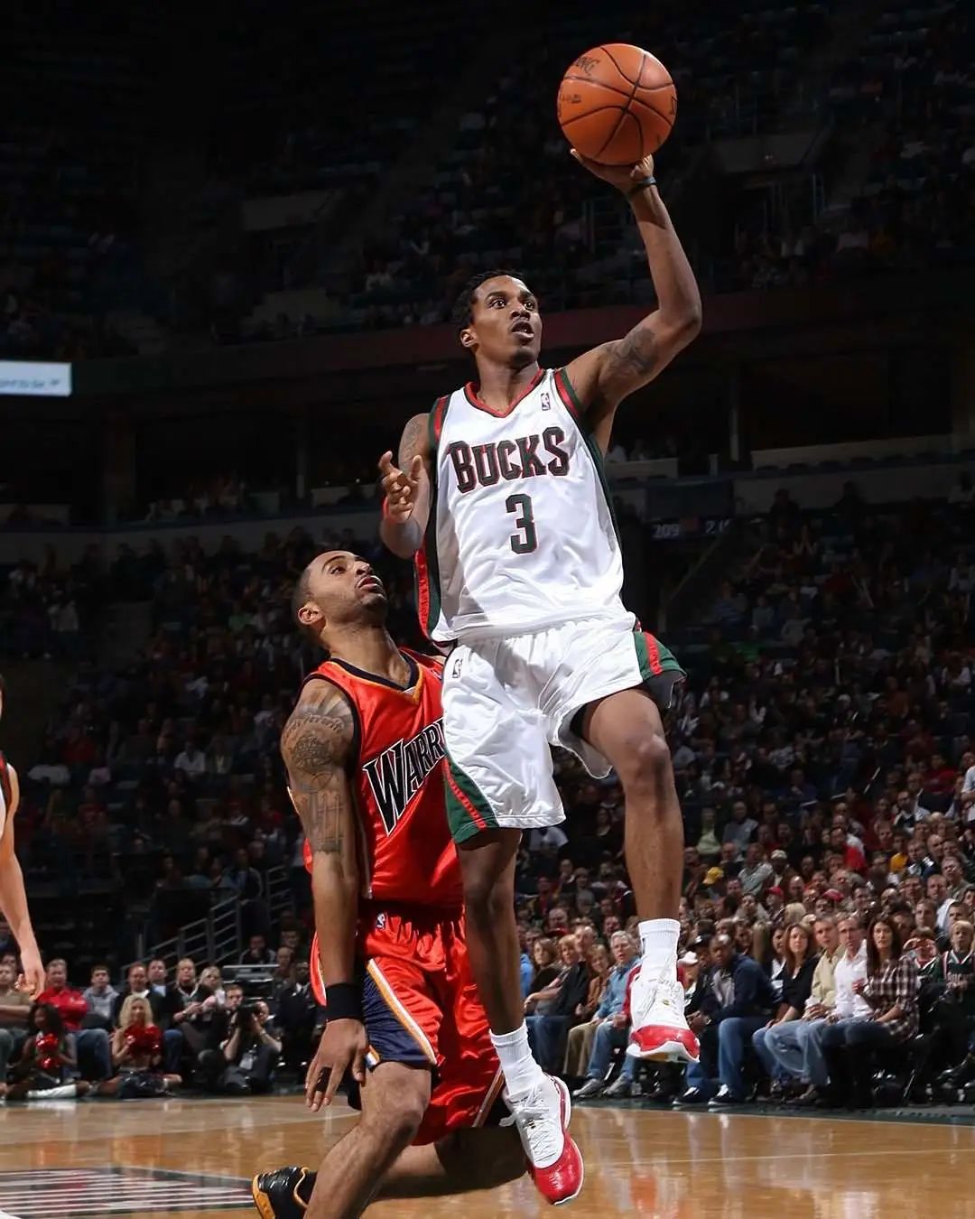 库里安德玛篮球鞋,詹宁斯库里篮球