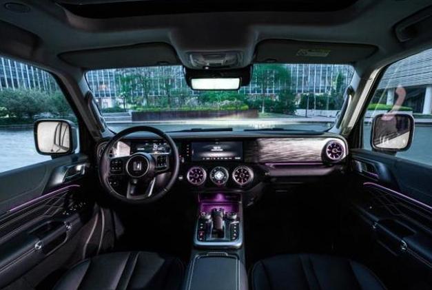 坦克100柴油版2.4t上市时间,坦克100小型硬派suv啥时候上市