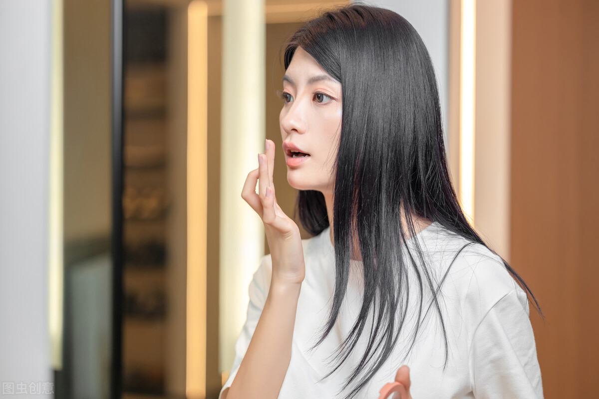 痘痘肌肤是祛痘还是修复屏障,痘痘肌肤全解析让你祛痘不再迷路