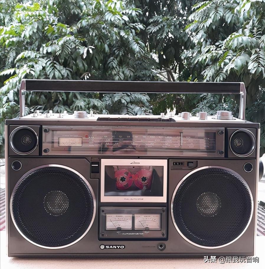 三洋sanyo4波段收音机，单卡带四喇叭收录机音响M9994