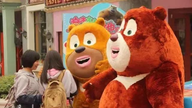 当方特「退场」，余下的还有回声