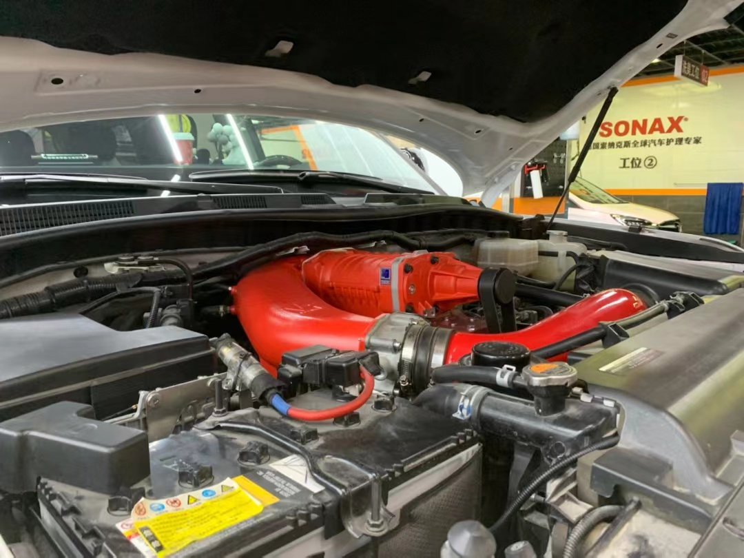 沙漠王子途乐中东版,沙漠王子途乐阿拉善