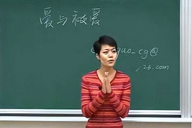 复旦女神教师陈果现状,复旦女神陈果现在怎么样