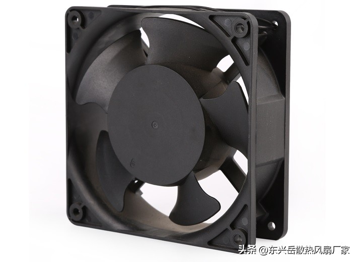 散热风扇震动大怎么回事,水箱散热风扇抖动厉害