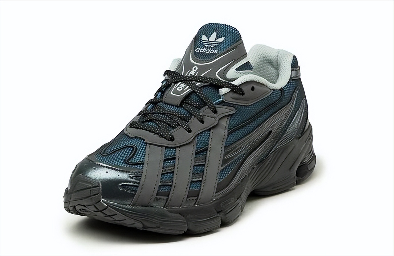 阿迪达斯最舒服值得入手的板鞋,阿迪近期出的最帅的鞋板鞋