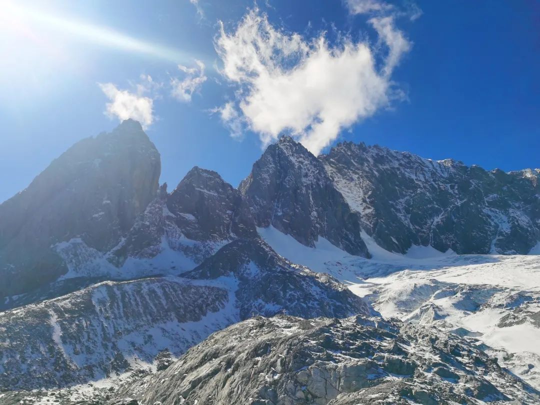 丽江旅游攻略5天4晚多少钱,五月份去丽江旅游攻略图片