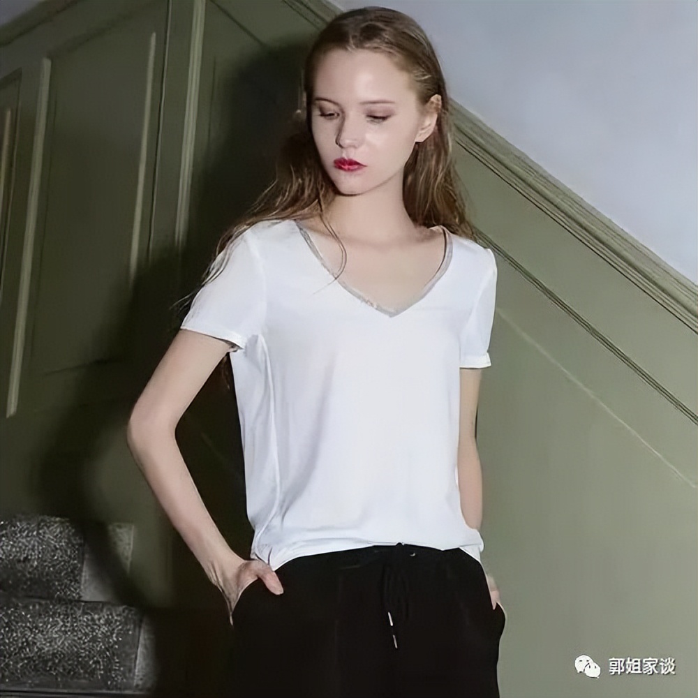 怎么让胸部显小显平,坐完月子可以让胸部变小一点吗