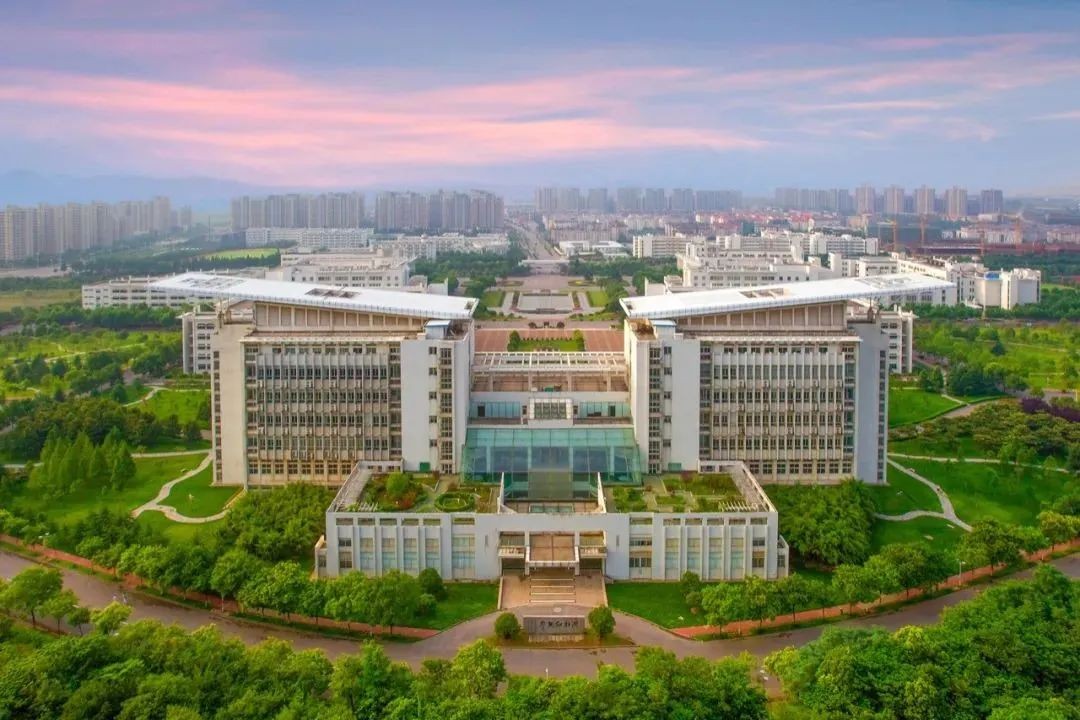 就在今天，“2023软科中国大学专业排名”公布！南师大84个专业实现100%上榜！