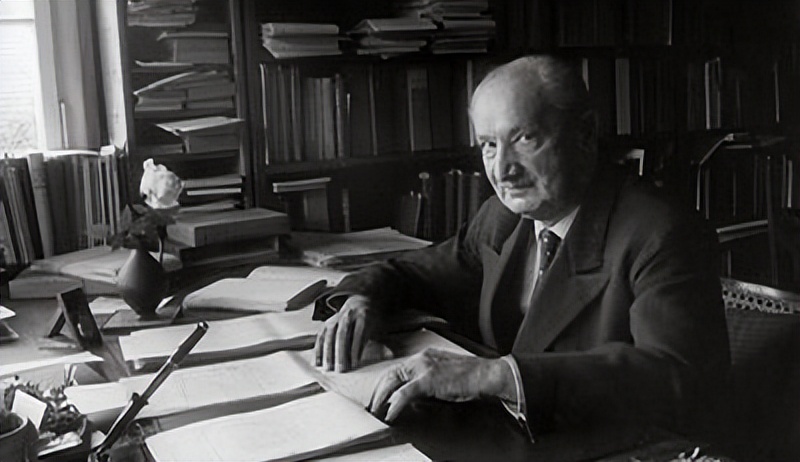 2022年全年随笔集：《智者生于荒唐》