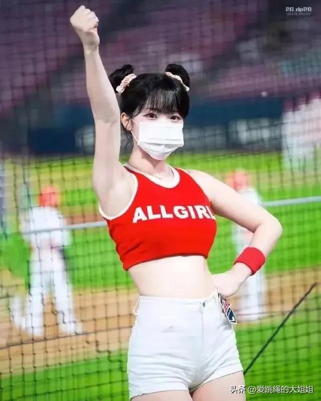 韩国电音女王李多惠,韩国世界杯电力舞啦啦队李多惠