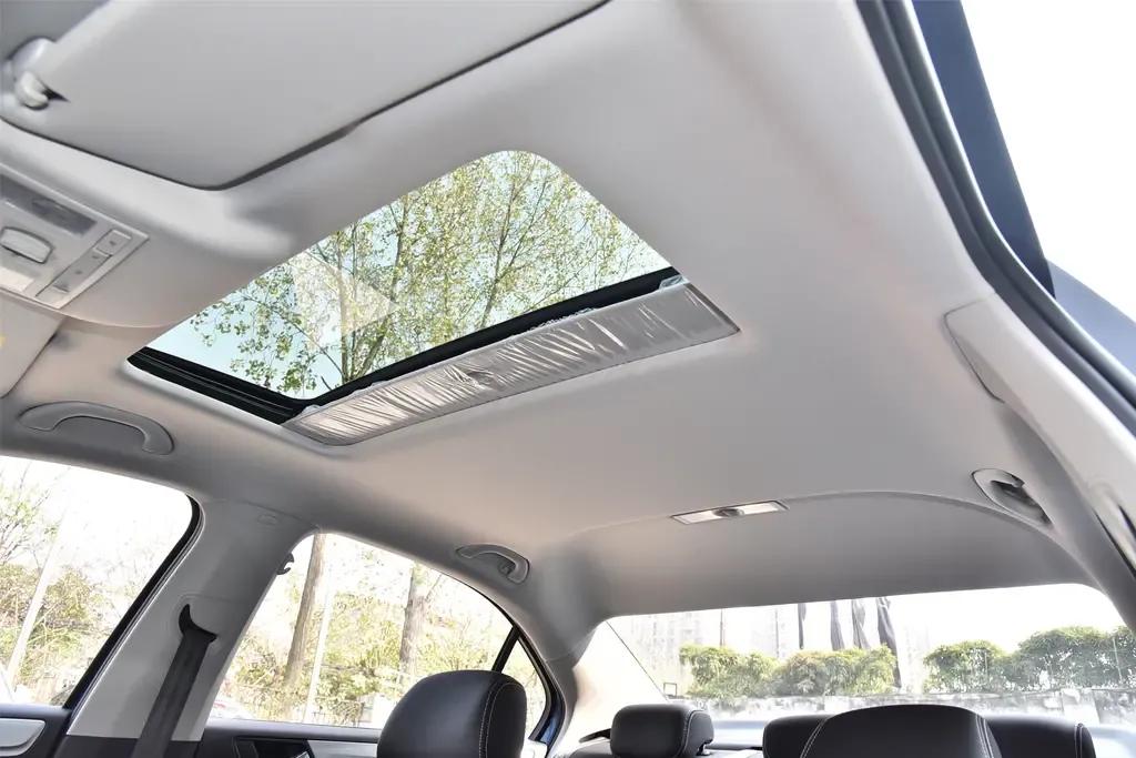 2020款昕锐和2019款桑塔纳,19款斯柯达昕锐到底值不值得买